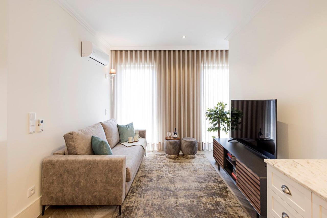 19 Nineteen Suites - Espinho Espinho  Buitenkant foto